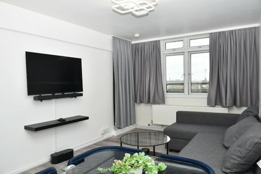 Home Away From Home London Eksteriør billede